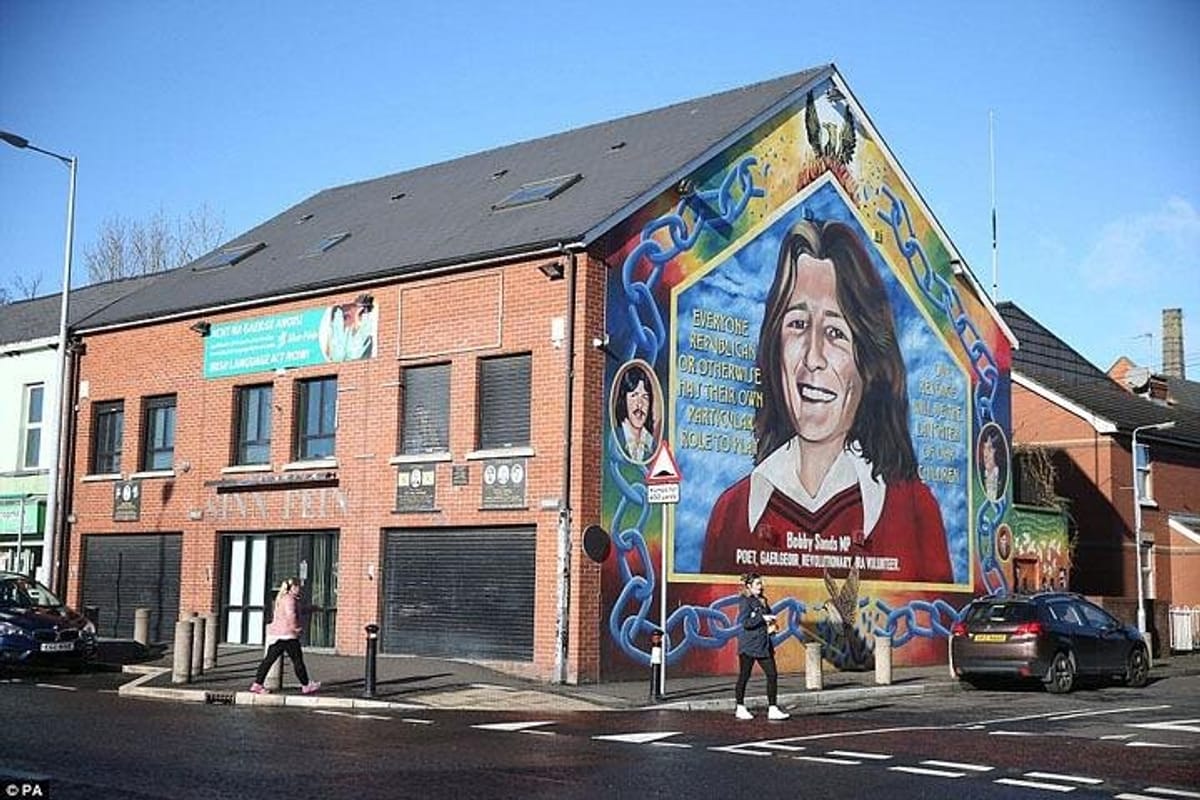 -historical-private-tour-in-belfast-_1